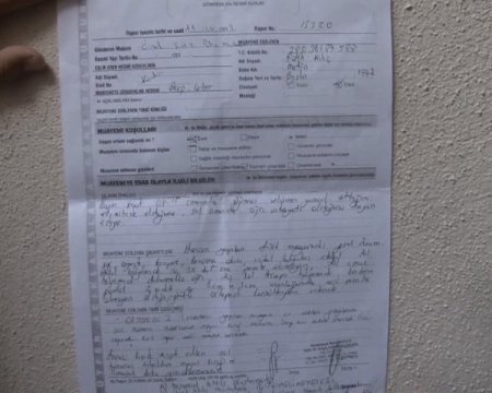 Veli, okul müdürünün omzunu kırdı