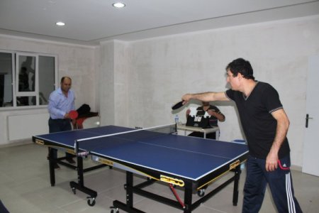 Veliler masa tenisinde hünerlerini gösterdi