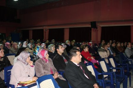 Velilere, problemli davranışlarla başa çıkma yöntemleri anlatıldı