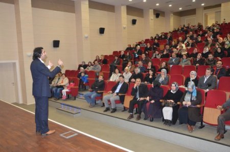 Velilere 'kitap okuyun' tavsiyesi