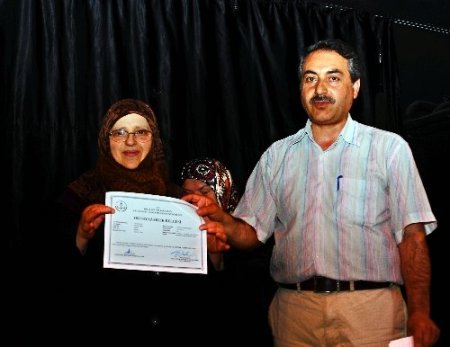 Velilerin sertifika heyecanı