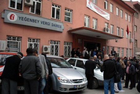 Vergi Dairesindeki Yoğunluklar Cepçilerin Ekmeğine Yağ Sürüyor
