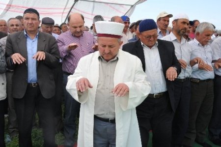 Verim kaybı tehlikesi çiftçiyi yağmur duasına çıkardı