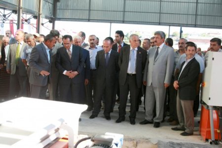 Vezirköprü'de beton boru fabrikası açıldı