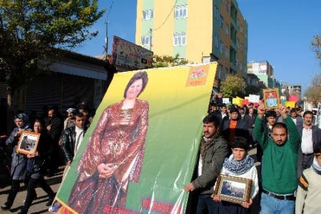 Viranşehir Belediye Başkanının Tutuklanmasını Protesto Ettiler