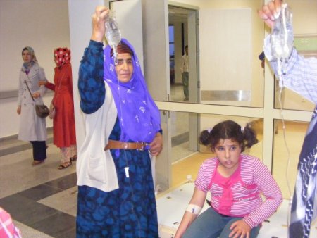 Viranşehir’de 300 öğrenci yedikleri yemekten zehirlendi