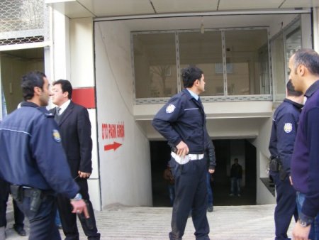 Viranşehir’de aşiretler çarşıda çatıştı: 2 yaralı