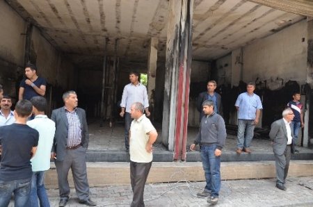 Viranşehir'de yanan halı mağazasının sahibi Çapa: Mağdurum