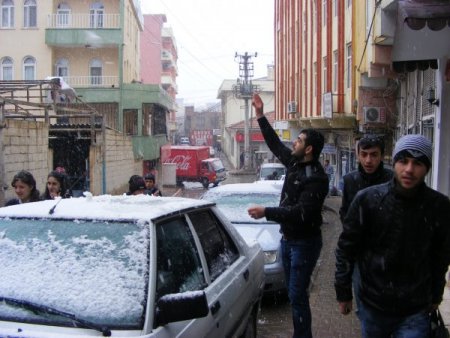 Viranşehir'e 8 Yıl Sonra Kar Yağdı