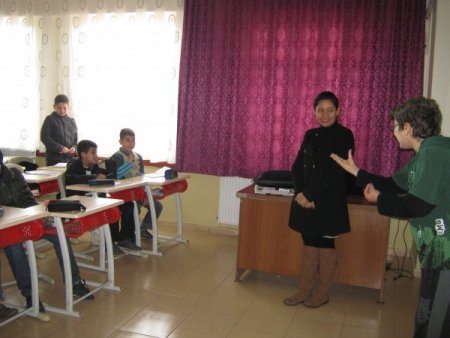 Viranşehirli öğrenciler Filipinli öğretmenle piknik yaptı