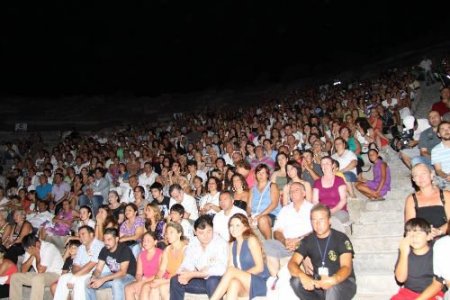 Volkan Konak, Bodrum'da Hayranlarıyla Buluştu