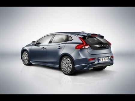 Volvo V 40, Cenevre'de Görücüye Çıkıyor