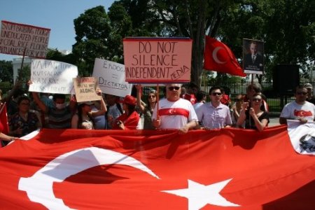 Washington'da 'Gezi Parkı' protestosu