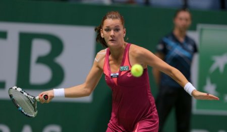 WTA’nın yıldızlarından Agnieszka Radwanska, çocuklarla buluştu