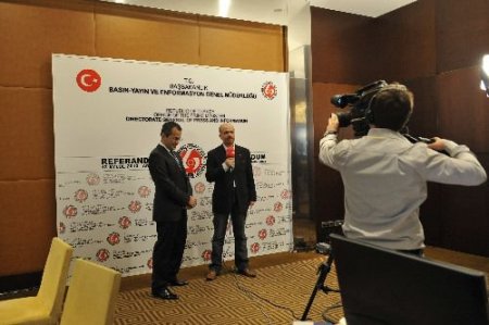 Yabancı Basın Mensupları Da Referandumu Cihan'dan Takip Etti
