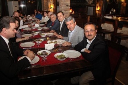 Yabancı öğrenci ve öğretmenler Türkiye’de ‘fastfood’ kültürünü araştırıyor