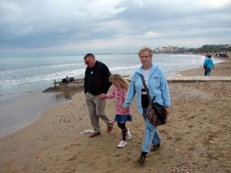 Yabancılar 2010'u Enerjik Ve Zinde Geçirmek İçin Yeni Yılın İlk Gününde Yürüyüş Yaptı