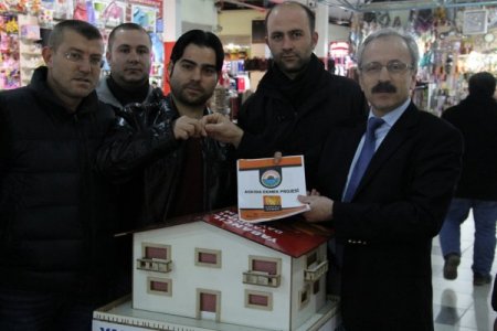 Yabancılar Pazarı esnafından 'Askıda Ekmek' projesine tam destek