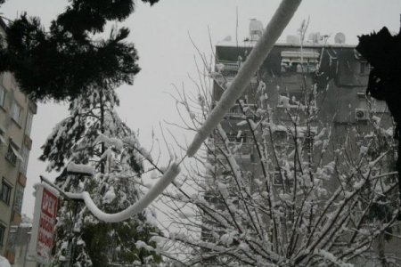 Yağan Kar Elektrik Kesintilerini Artırınca Jeneratör Satışları Arttı