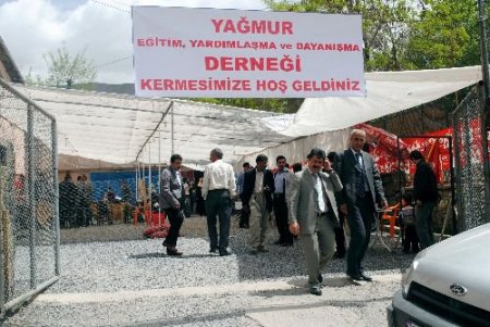 Yağmur Derneği'nden Hakkarili Öğrenciler Yararına Kermes