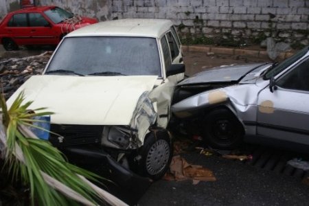 Yağmur İzmir'i savaş alanına çevirdi