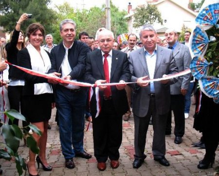 Yakınının Halini Görünce Vıp Huzurevi Açtı