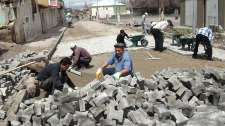 Yakutiye, Havalar El Vermeyince Yama Atıyor