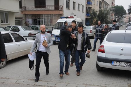 Yalova Emniyeti'nden lüks otomobil şebekesine 'Keklik' operasyonunda 5 gözaltı