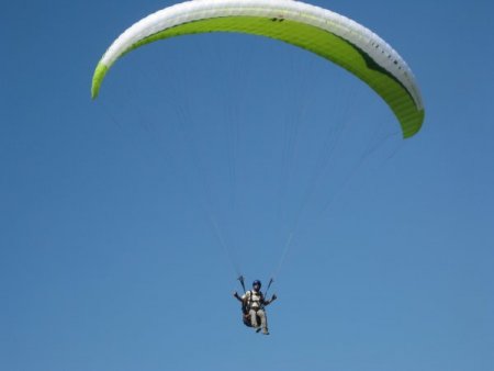 Yamaç paraşütçüleri Kırantepe'de buluştu