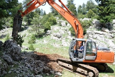 Yamaç paraşütü için Hopka Dağı'na yol açma çalışması başlatıldı