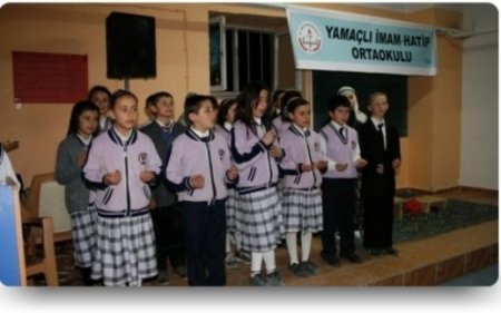 Yamaçlı İmam Hatip Ortaokulu'nun programı büyük ilgi gördü