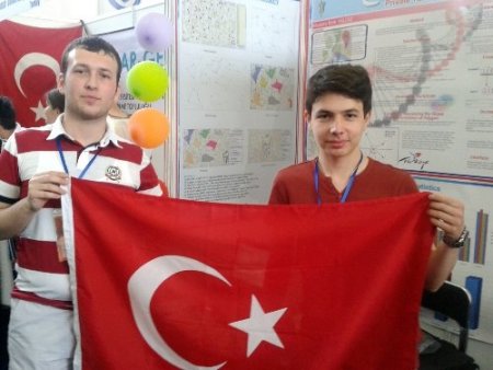 Yamanlar öğrencileri Bükreş’te altın buldu