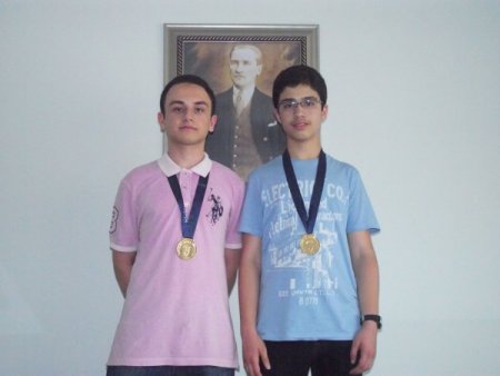 Yamanlar Öğrencileri Genç Balkan Matematik Olimpiyatı'nda İki Altın Kazandı