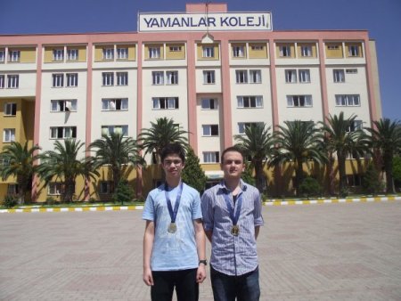 Yamanlar Öğrencileri Genç Balkan Matematik Olimpiyatı'nda İki Altın Kazandı