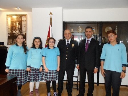 Yamanlar öğrencilerinden İl Emniyet Müdürü'ne ziyaret