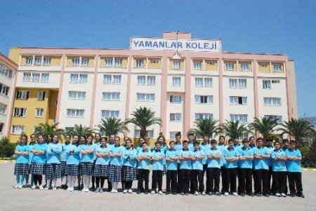 Yamanlar'ın 18 Öğrencisi Sbs'de 500 Tam Puan Aldı