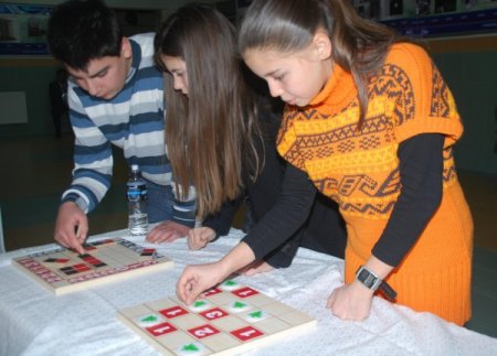 Yamanlar'ın Zeka Yarışmasına 73 Okuldan 381 Öğrenci Katıldı