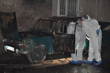 Yanan Araçtan Çocuk Cesedi Çıktı