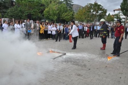 Yangın Ve Deprem Tatbikatı Gerçeğini Aratmadı