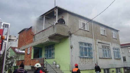 Yangına kar suyuyla müdahale (Özel)