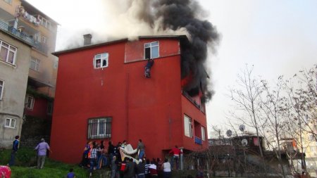 Yangında can pazarı Cihan kamerasında