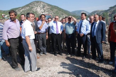 Yangında evleri yanan köylülerin bütün ihtiyaçları karşılanacak