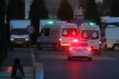 Yangında ölen Türklerin cenazeleri Adli Tıp'a gönderildi