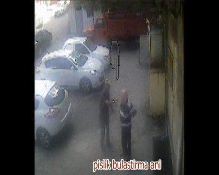 Yankesicinin hırsızlık anı güvenlik kamerasında