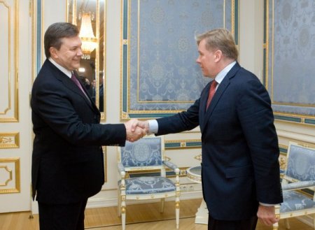 Yanukoviç, Agit Dönem Başkanını Kabul Etti