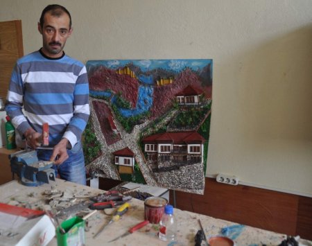 Yaptığı maketleri satamayınca atölyesini kapattı