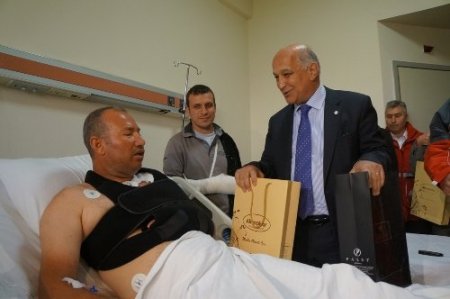 Yaralı 4 Türk Kızılayı görevlisinden biri taburcu olacak