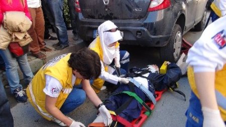 Yaralı kadın, kriko yardımıyla kurtarıldı