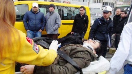 Yaralı kadının yardımına arama kurtarma ekibi koştu (Özel)