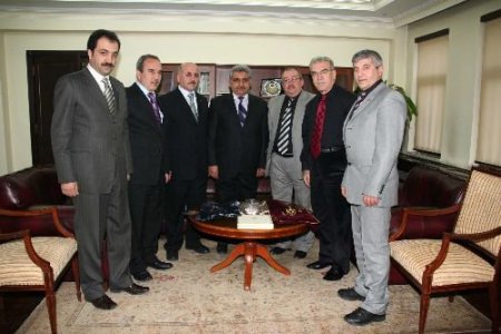 Yaranlar, Vali Uzun'u Ziyaret Etti